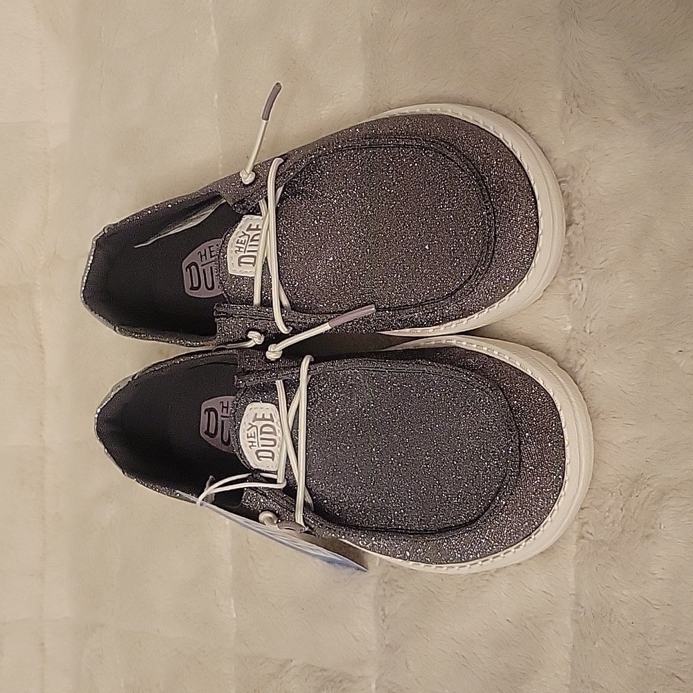 Hey Dude Wendy Y Metallic Sparkle Charcoal Size YT3 US SLIP-ON Sneakers Shoes